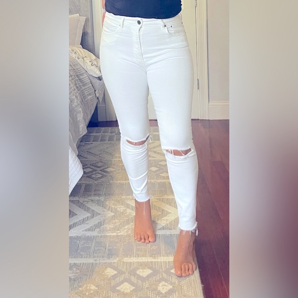 Zara Distressed Skinny Jeans White - Picture 2 of 7